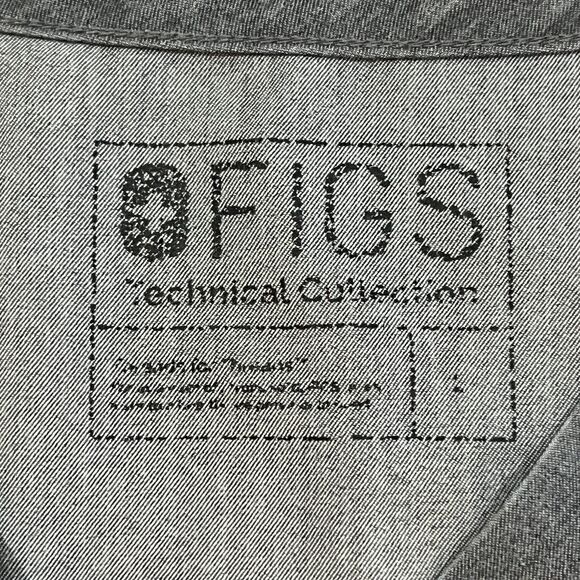 Men's Graphite Gray FIGS Scrubs Set - Cargo Scrub Pants & Scrub Top Large - Picture 6 of 7